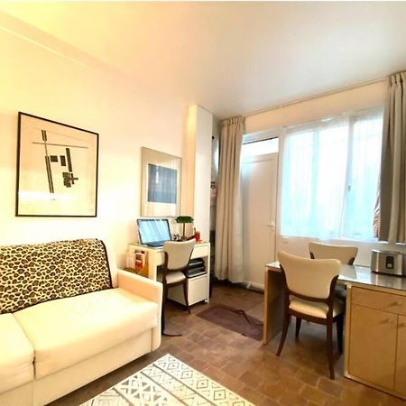 Tres Joli Studio En Plein Coeur Du 11Eme Paris Eksteriør bilde